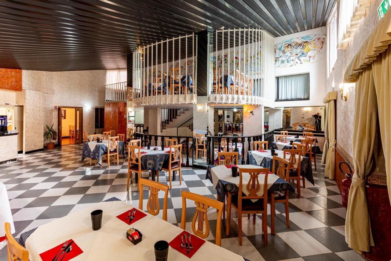 Hotel Villa Strassoldo "Ex Attianese Hotel Restaurant" Cervignano del Friuli Dış mekan fotoğraf