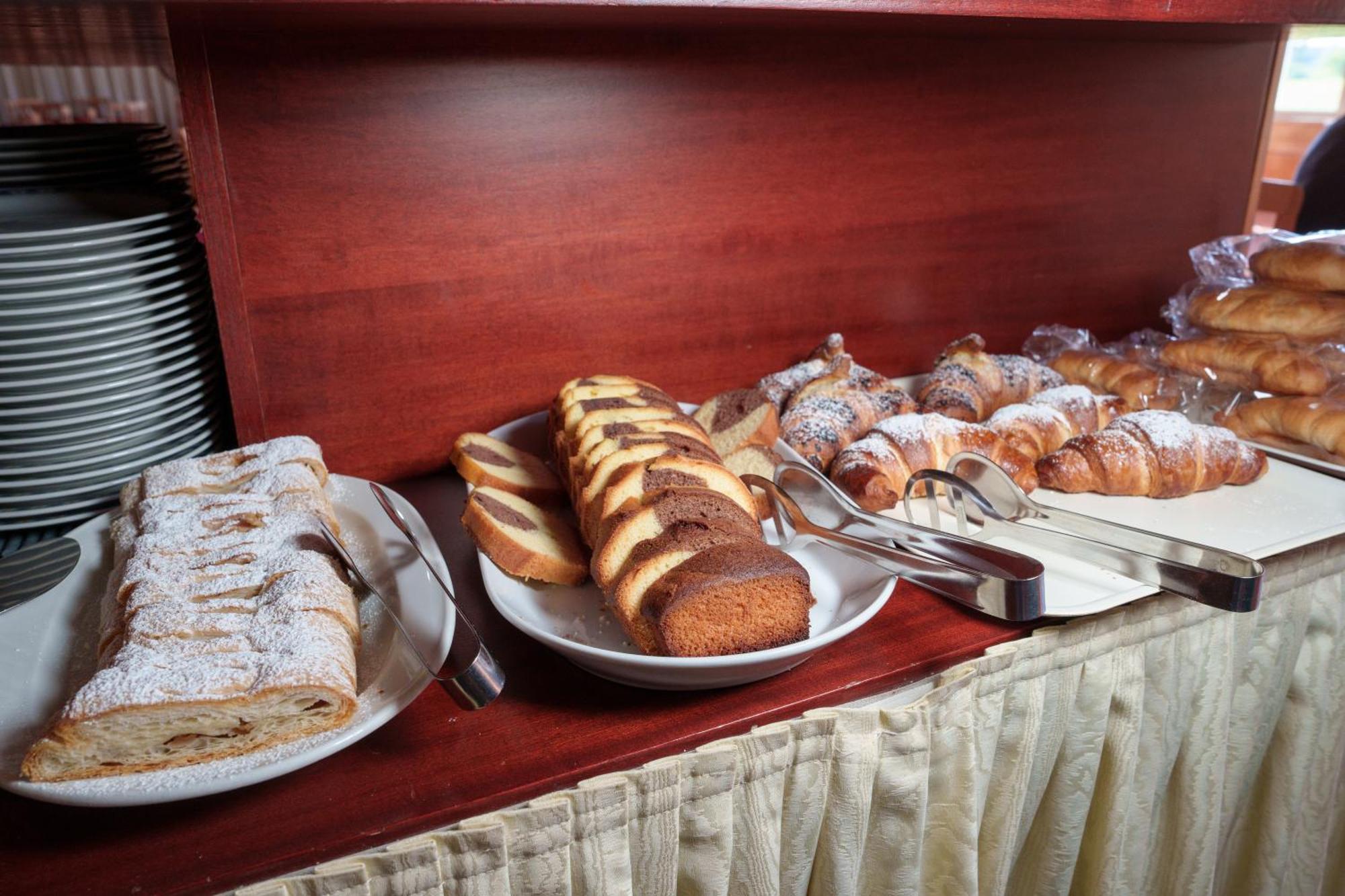 Hotel Villa Strassoldo "Ex Attianese Hotel Restaurant" Cervignano del Friuli Dış mekan fotoğraf